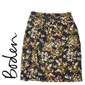 Hardly Worn! Boden Floral Women's Skirt Size 4
